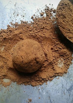 Una foto de Bolitas Dulces de Porotos Negros, Cacao & Maní