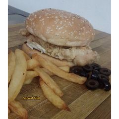 A picture of Zinger burger.