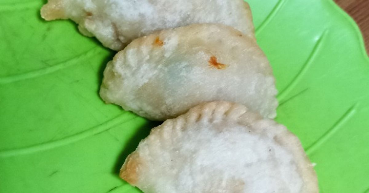 Pastel singkong ayam suwir #glutenfree