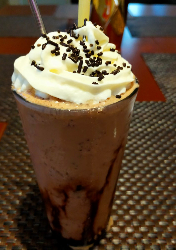 Una foto de Frappé de galleta con chispas de chocolate... Riquísimo!