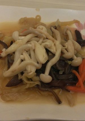 [好菇多多]菇菇炒榨菜 的食譜成品照片