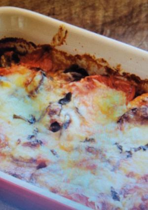 Une photo de Gratin de macaronis, aubergine et tomate