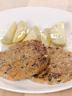 Una foto de Hamburguesa de quinoa - Veggie Burger | Lékué