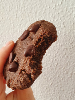 Una foto de Galletas doble chocolate con harina de almendras