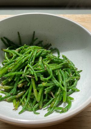 A picture of Fried Samphire with butter.