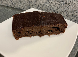 Una foto de Brownie avena y plátano