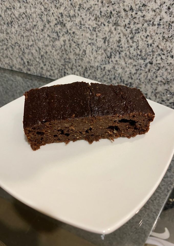 Una foto de Brownie avena y plátano