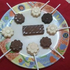 A picture of Chocolate Lolly pops.