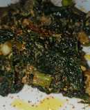 Revuelto de espinacas y verduras con gambas