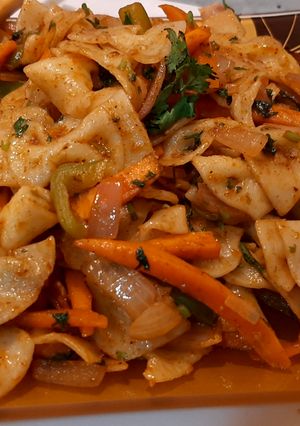 A picture of Homade suji macroni.