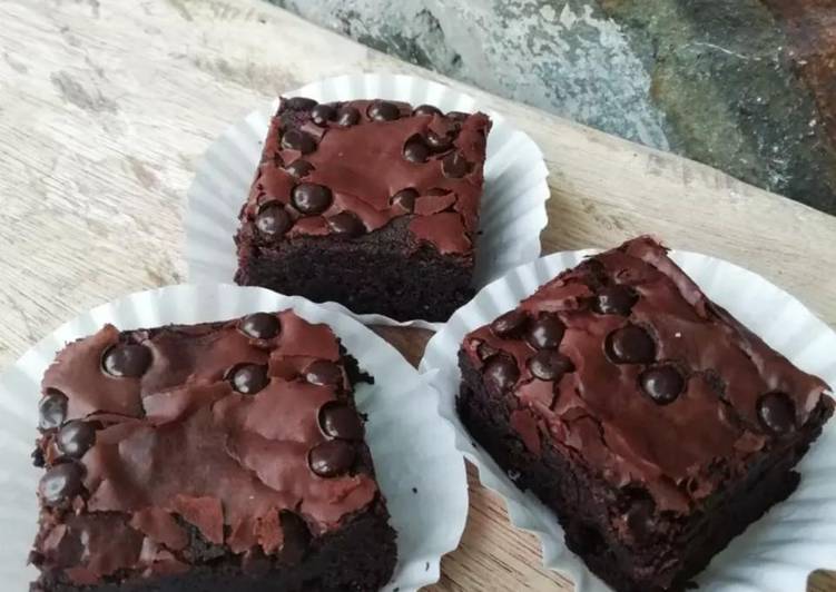 Step-by-Step Guide to Make Super Quick Homemade Chewy Brownies