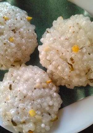 ஜவ்வரிசி இட்லி செய்முறை முக்கிய புகைப்படம்