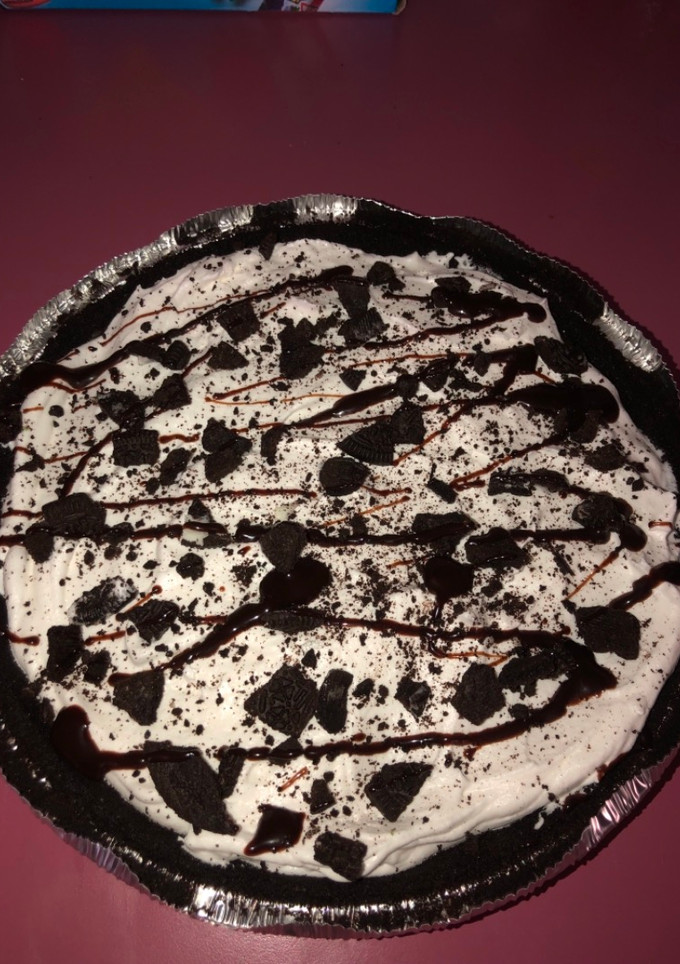 A picture of Easy Oreo pie.