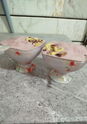 عکسی از دستور دسر موز و توت فرنگی