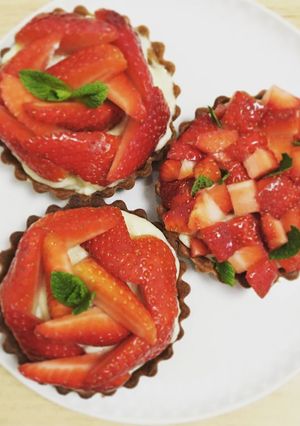 A picture of Strawberry tart.
