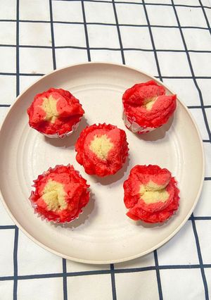 Foto resep Bolu Kukus Merah Putih