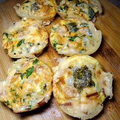 A picture of Cheesy Egg Muffins.