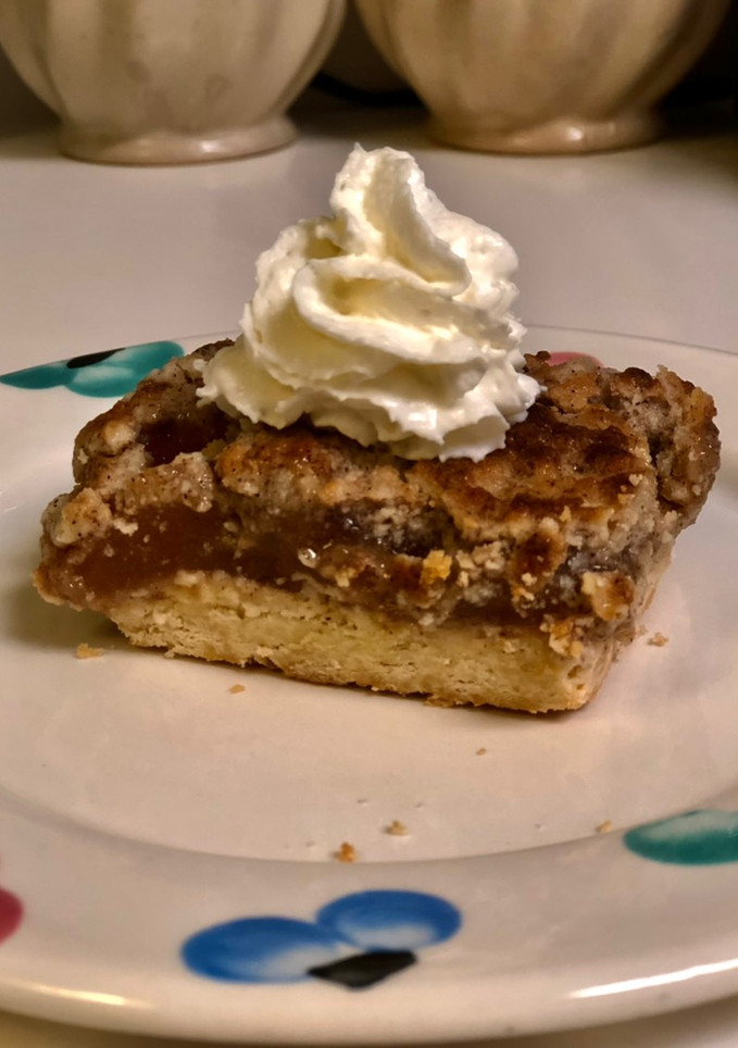 A picture of Apple Pie Bars.