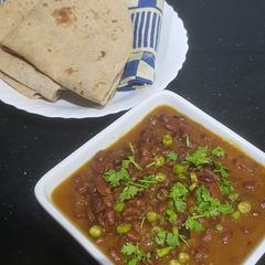A picture of RAJMA CURRY(RED BEAN GRAVY).