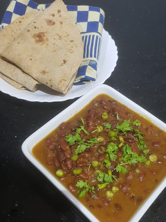 A picture of RAJMA CURRY(RED BEAN GRAVY).