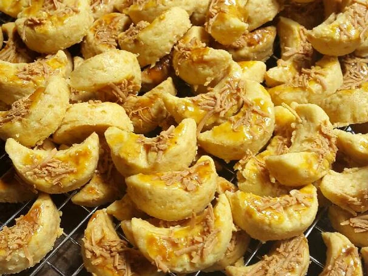 Cara Mudah Menyiapkan Resep Crunchy Eggless Kastengel yang  Bikin Ketagihan Anti Ribet, Sempurna