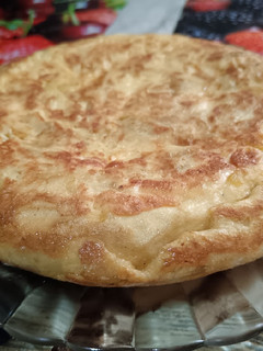 Una foto de Tortilla de patatas clásica (sin cebolla)