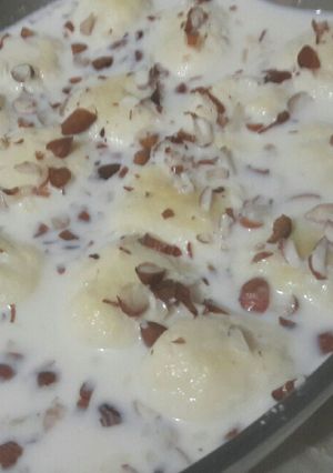 A picture of Rasmalai.
