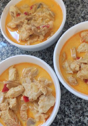 Una foto de Cazuela de pollo y champiñones