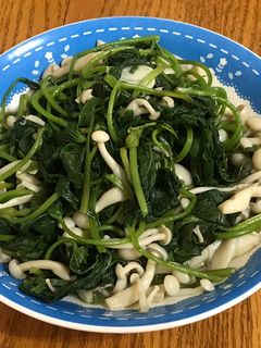 雪白菇地瓜葉 的食譜成品照片