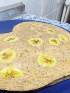 Una foto de Bizcocho de plátano y avena al microondas
