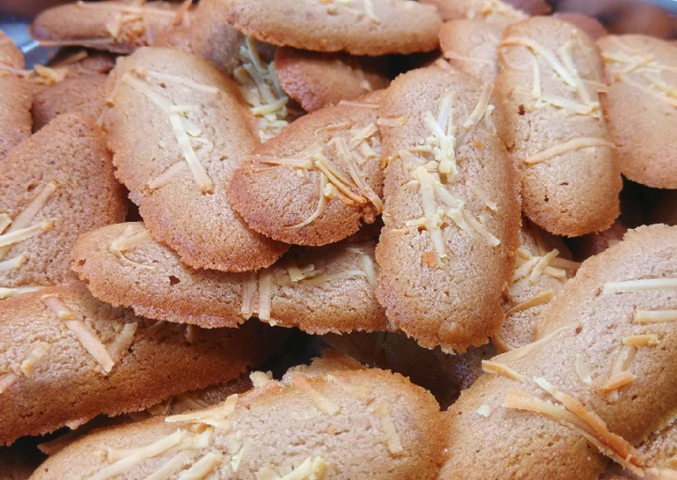 Lidah kucing coklat keju
