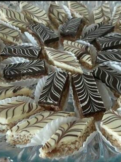 Una foto de Dulce tradicional sin horno "Rkhama"