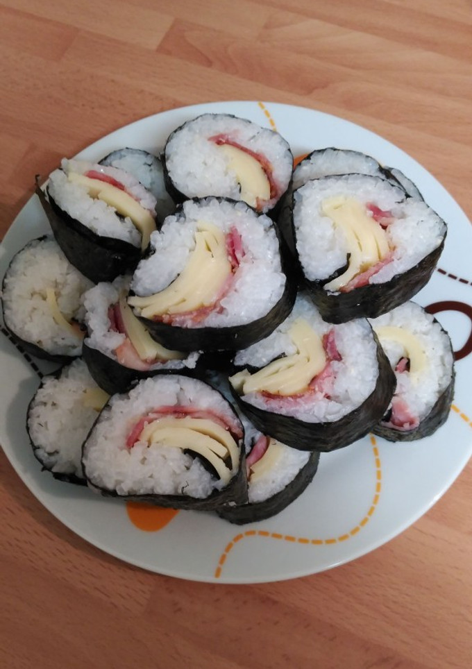 Una foto de Makis a la española