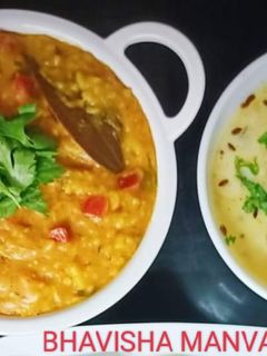 કાઠીયાવાડી કઢી અને સ્વામિનારાયણ ખીચડી (Kathiyawadi Kadhi Swaminarayan Khichdi Recipe In Gujarati) રેસીપી મુખ્ય ફોટો