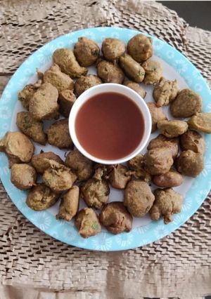 A picture of Bajra Fritters.