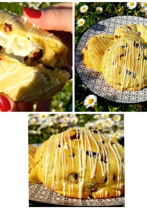 Une photo de COOKIES COEUR COULANT au chocolat blanc💛🙈