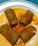 Rollitos de nopal con queso en caldillo de jitomate