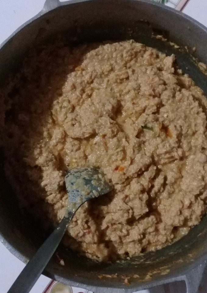 Una foto de Pasta de pollo y cerdo