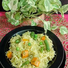 One Pot Makhana Vegetable Pulao A picture of One Pot Makhana Vegetable Pulao.