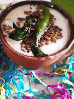 A picture of Tadkewale aloo ka raita.