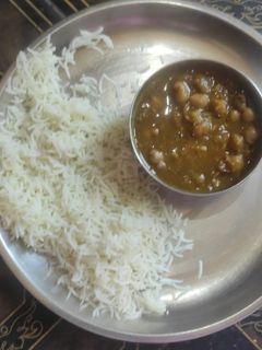 छोले चावल(chole chawal recipe in hindi) रेसिपी मुख्य फोटो