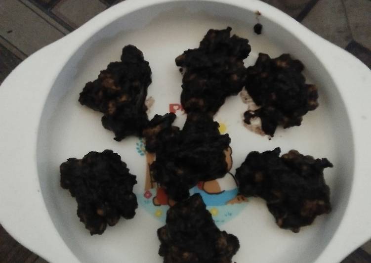 Resep Chocolate cruch (cemilan anak) Sederhana dan Mudah Dibuat