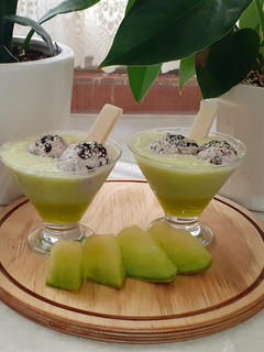 عکسی از دستور اسموتی طالبی بستنی بهاری