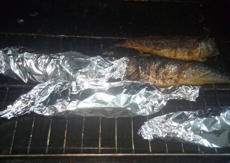 Bagaimana mengolah Ikan tongkol panggang bumbu Anti Gagal