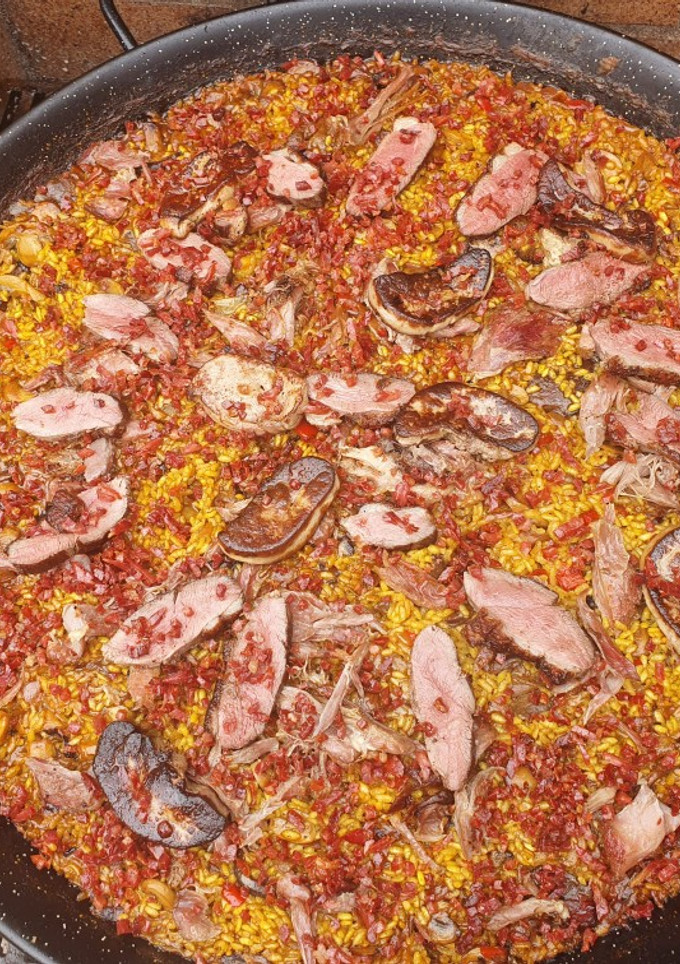 Una foto de Paella de Foie