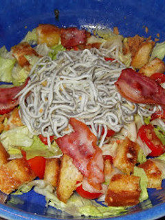 Una foto de Ensalada de gulas