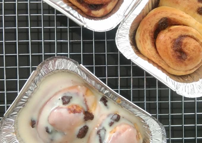 Cara Buat Cinnamon roll with cream cheese glaze Yang Sederhana