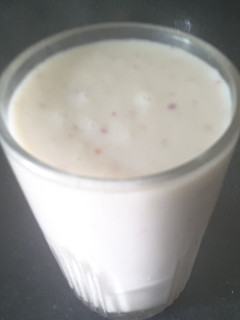 A picture of Apple Banana Shake.