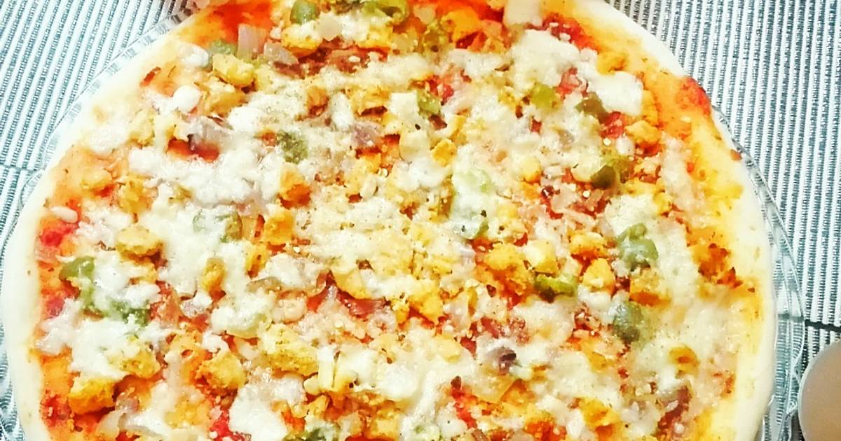 Thin Crust Pizza Recipe by Aniza Naveed - Cookpad