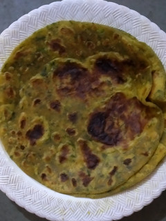 દૂધીના થેપલા (Dudhi Thepla Recipe In Gujarati) રેસીપી મુખ્ય ફોટો